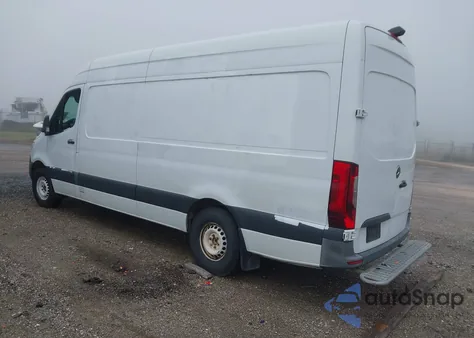 2019 Mercedes-Benz Sprinter 2500 High Roof V6 z USA, uszkodzony, nr VIN WD3PF1CD1KP102641